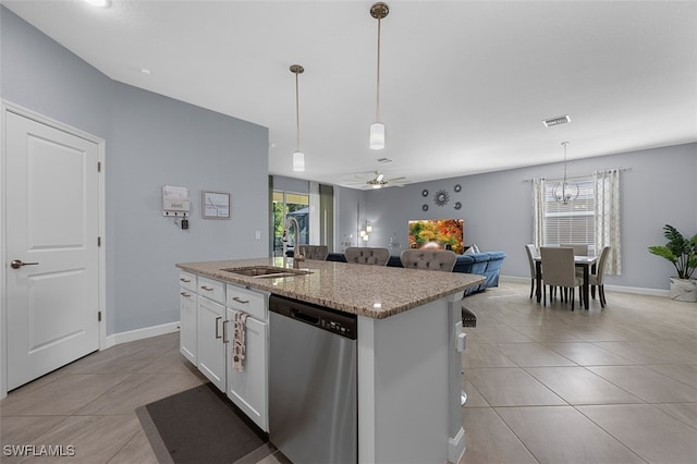 kitchen featuring white cabinetry, an island with sink, dishwasher, ceiling fan, and sink