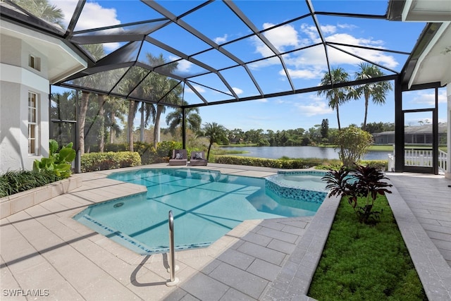 view of swimming pool featuring a lanai, an in ground hot tub, a water view, and a patio area