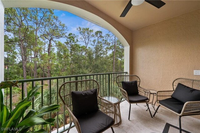 balcony with ceiling fan