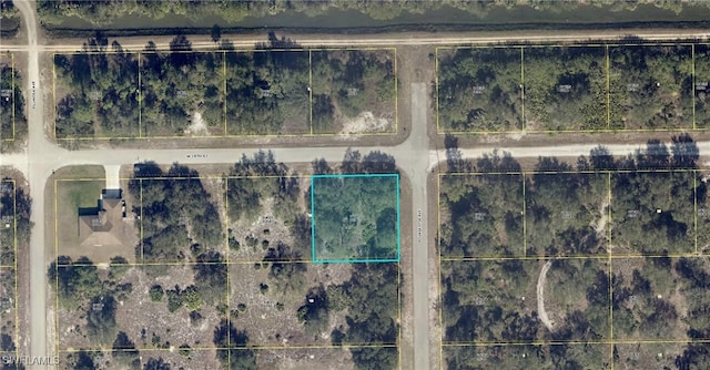 Listing photo 2 for 101 W 18th St, Lehigh Acres FL 33972