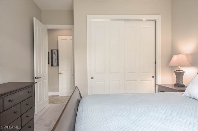 bedroom featuring a closet