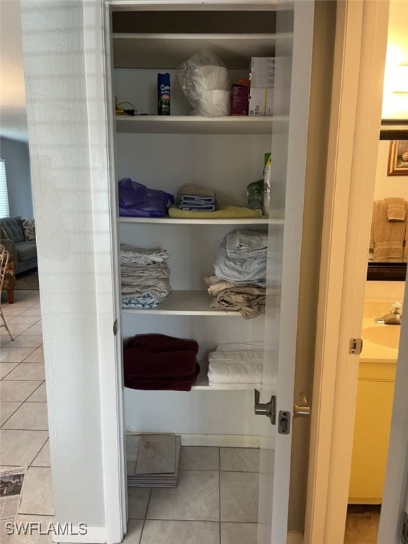 pantry featuring sink