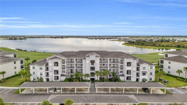 bird's eye view featuring a water view