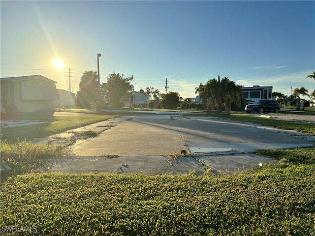 Listing photo 3 for 19681 Summerlin Rd, Fort Myers FL 33908