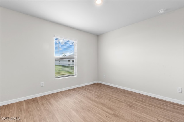 empty room featuring light hardwood / wood-style floors