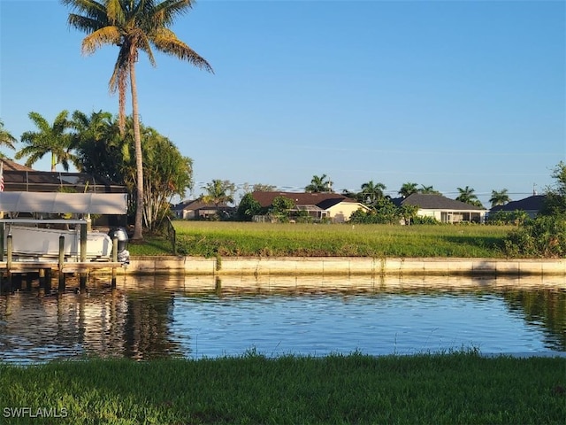 Listing photo 2 for 625 NW 36th Pl, Cape Coral FL 33993