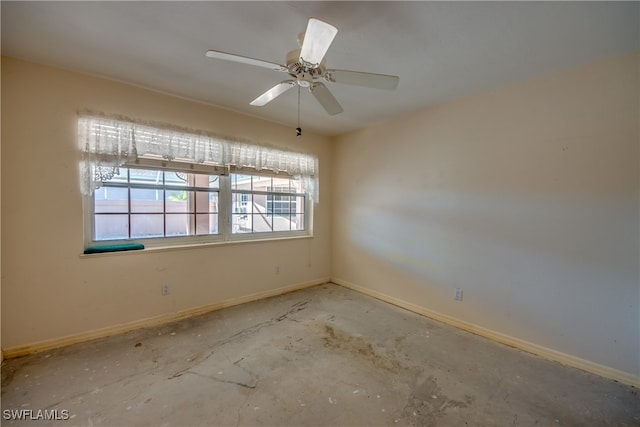 unfurnished room featuring ceiling fan