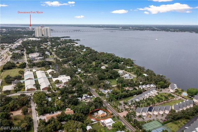 bird's eye view featuring a water view