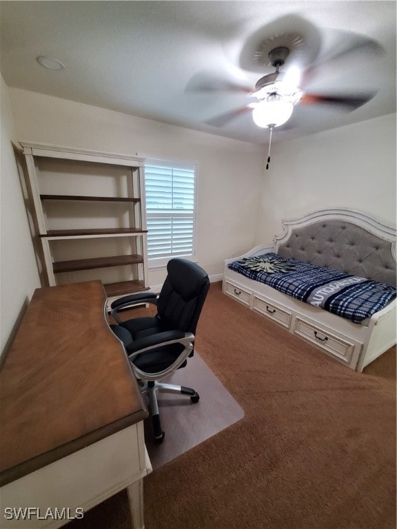 bedroom featuring carpet and ceiling fan