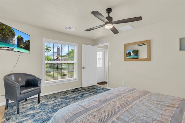 bedroom featuring ceiling fan