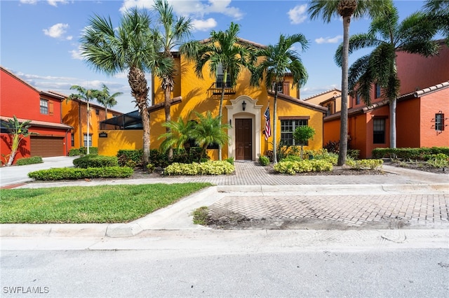 view of mediterranean / spanish-style house