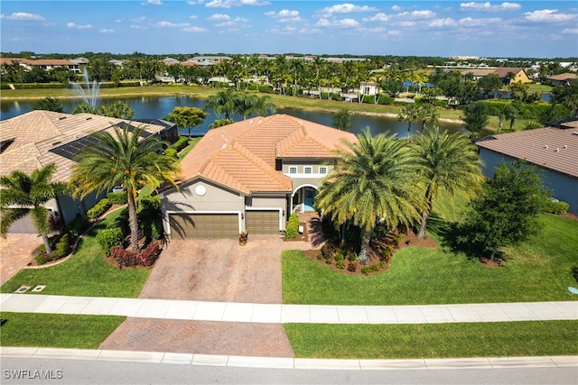 bird's eye view featuring a water view