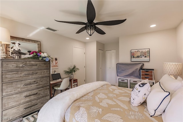 bedroom featuring ceiling fan