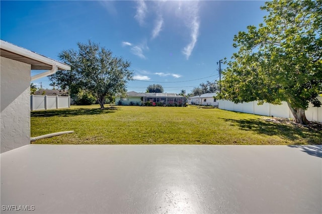 view of yard with a patio area