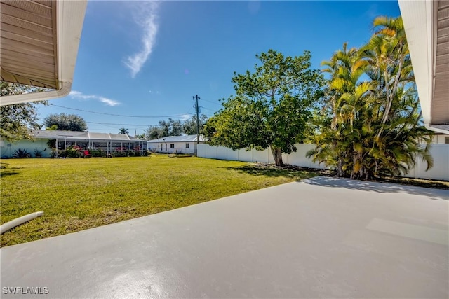 view of yard with a patio area