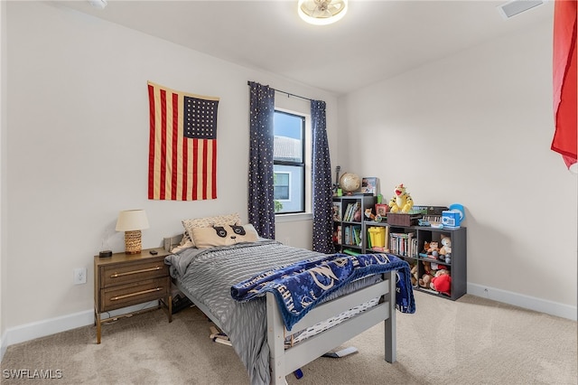 bedroom featuring carpet floors