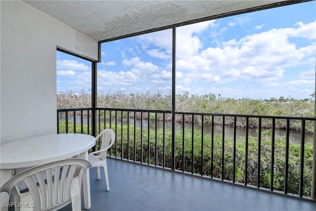 view of sunroom / solarium