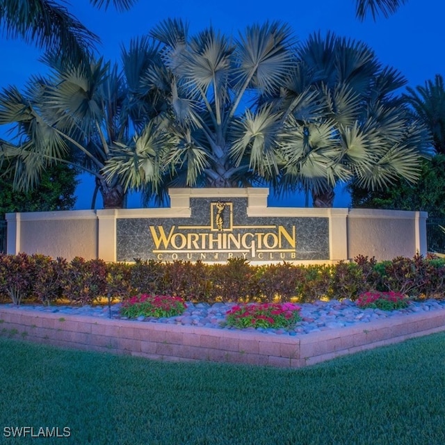 view of community / neighborhood sign