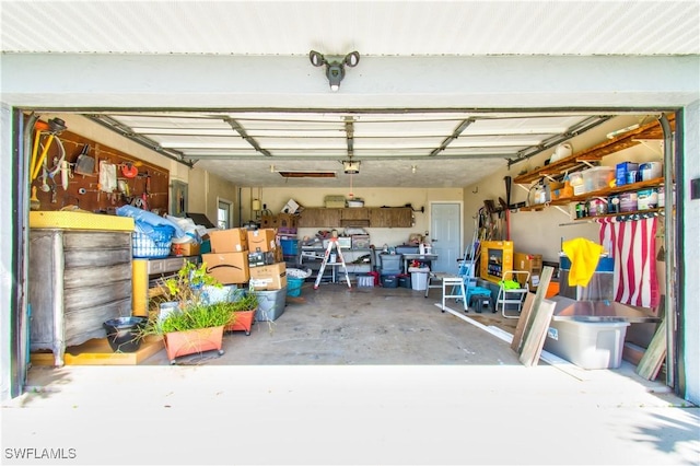 113 SE 41st St, Cape Coral, FL 33904 - garage with a garage door opener