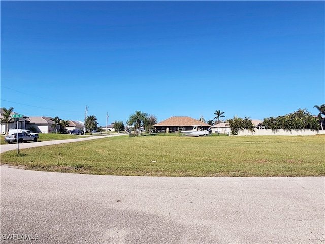 Listing photo 3 for 1000 NW 36th Pl, Cape Coral FL 33993