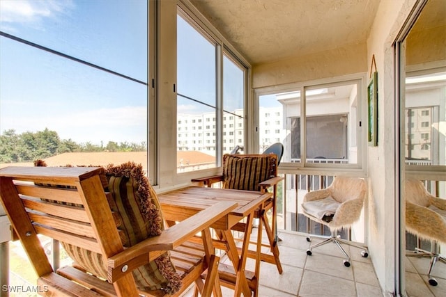 view of sunroom / solarium