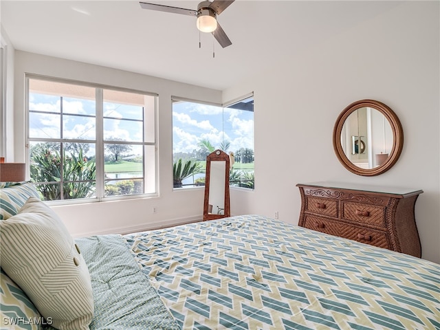 bedroom featuring ceiling fan