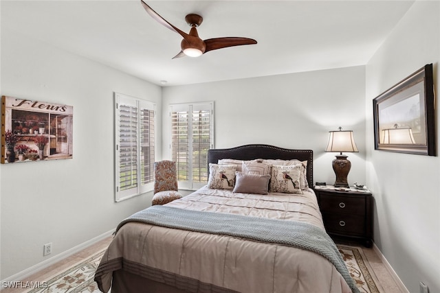 bedroom with ceiling fan