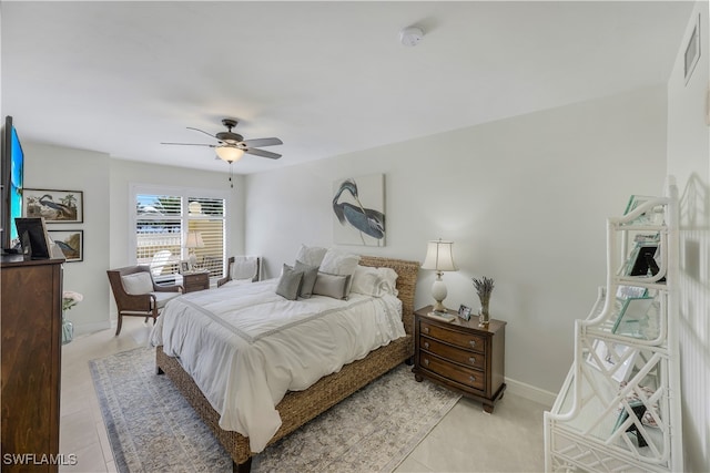 bedroom with ceiling fan