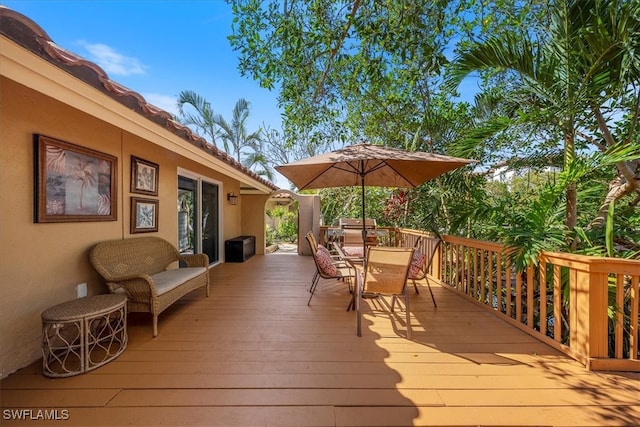 view of wooden deck