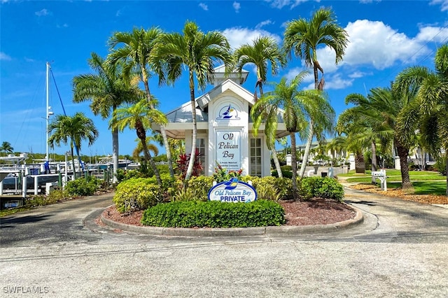 18141 Old Pelican Bay Dr, Fort Myers Beach, FL 33931 - view of community sign