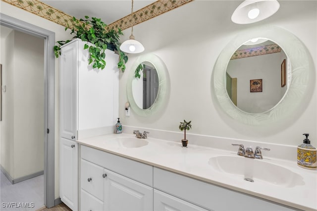 bathroom with vanity