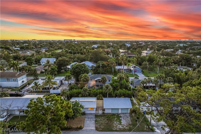 view of aerial view at dusk