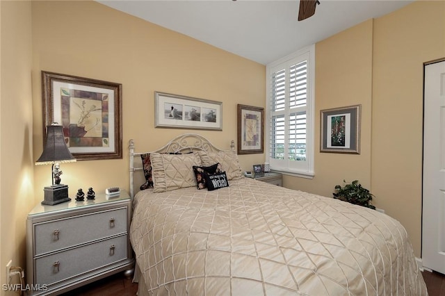 14250 Royal Harbour Ct Unit 817, Fort Myers, FL 33908 - bedroom featuring a ceiling fan