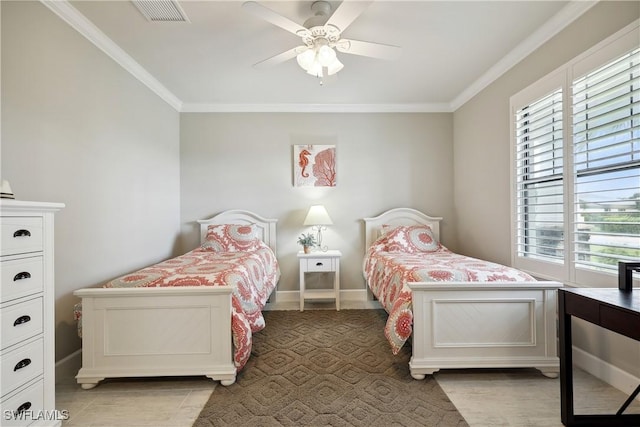 bedroom featuring ceiling fan