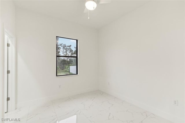 empty room featuring ceiling fan