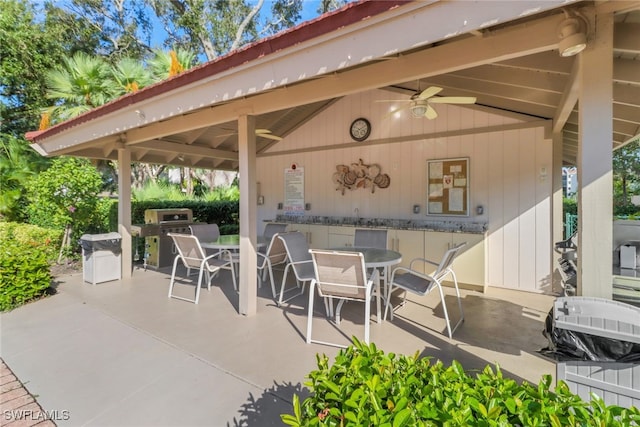 view of patio / terrace with ceiling fan