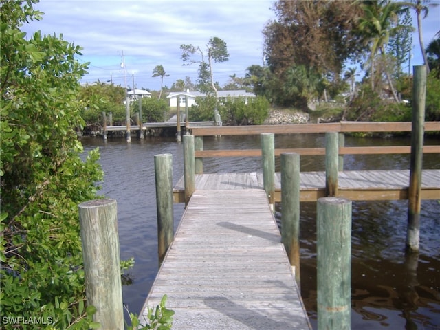 Listing photo 2 for 5208 Martin Cv, Bokeelia FL 33922