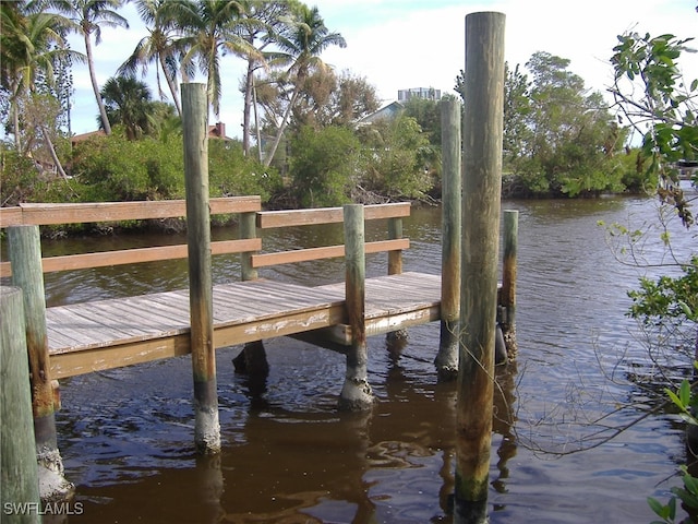 Listing photo 3 for 5208 Martin Cv, Bokeelia FL 33922