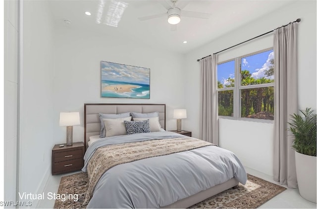 bedroom with ceiling fan