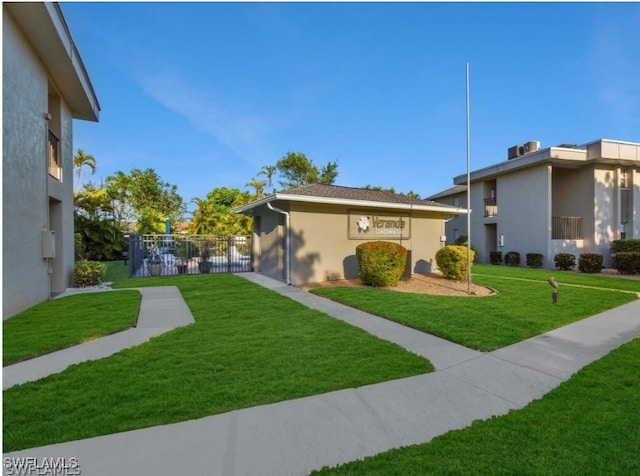 exterior space featuring a lawn