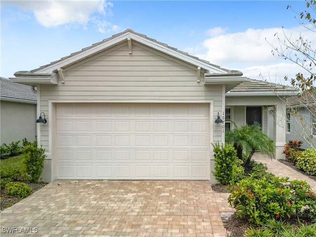 view of front of house with a garage