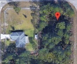 Listing photo 2 for 712 Roma Ave S, Lehigh Acres FL 33974