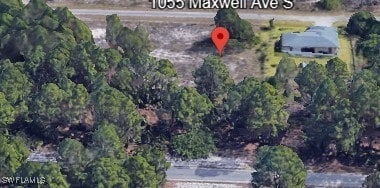 Listing photo 2 for 1055 Maxwell Ave S, Lehigh Acres FL 33974