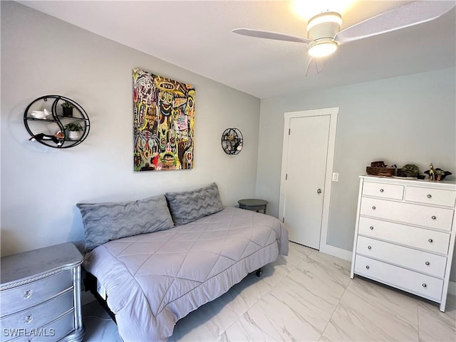 bedroom with ceiling fan