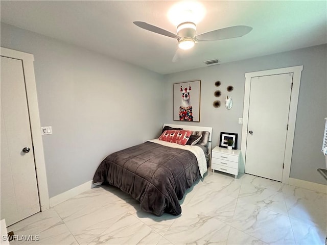 bedroom featuring ceiling fan