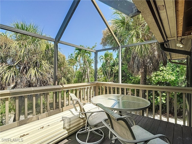 view of sunroom / solarium