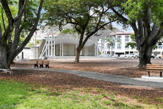 990 8th St S Unit 1B, Naples, FL 34102 - exterior space