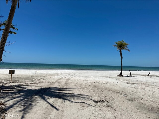 116 Bayview Ave, Fort Myers Beach, FL 33931