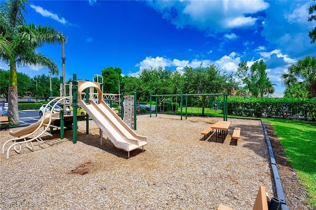 7670 Meadow Lakes Dr Unit 1501, Naples, FL 34104 - view of community jungle gym