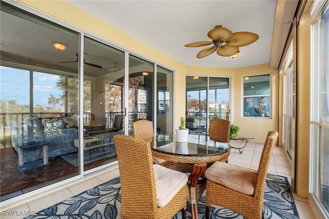 view of sunroom / solarium